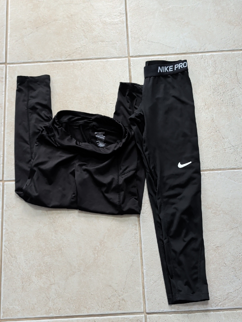 Nike Black Athletic Compression Leggings Size 10 , Marika Leggings Black